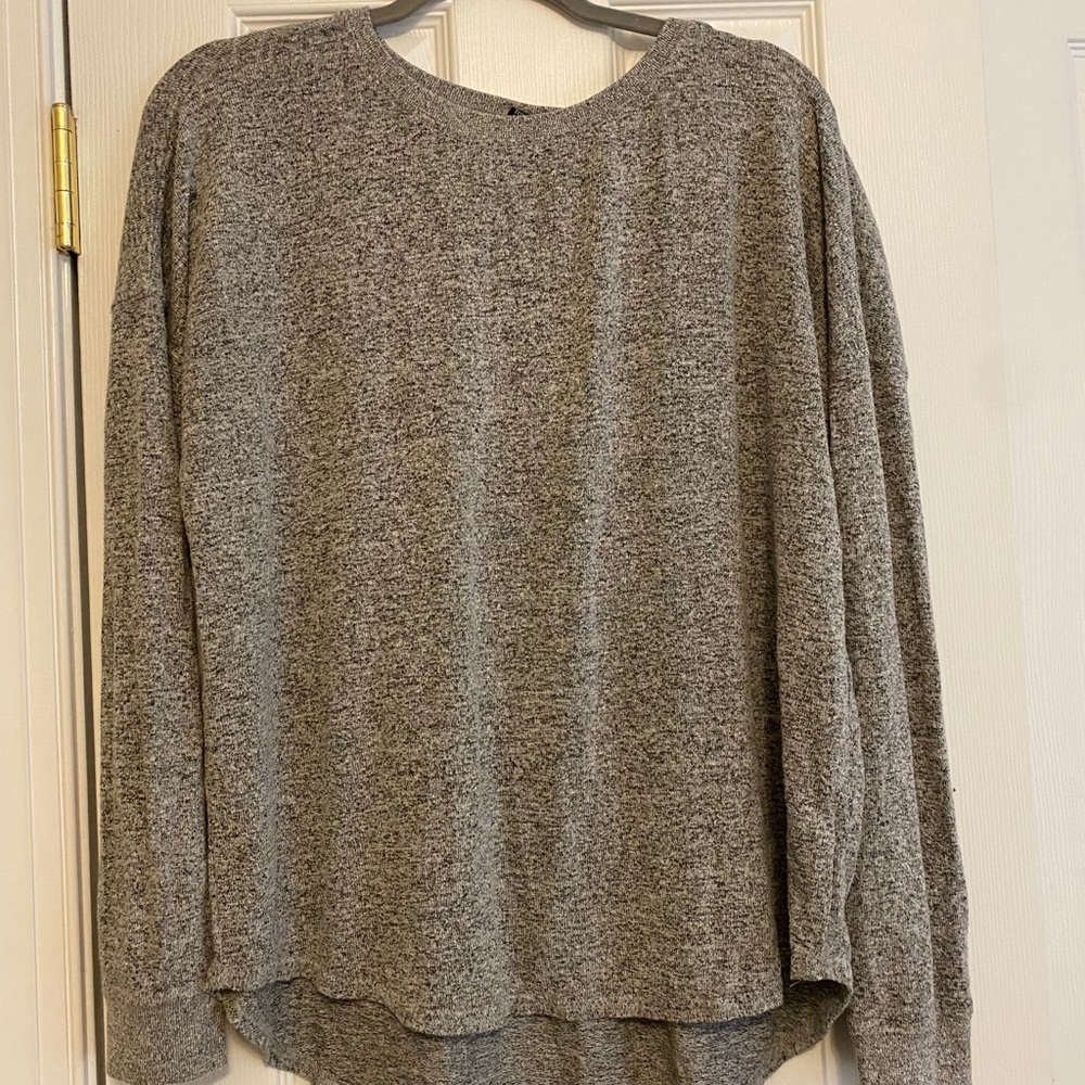 gray long sleeve